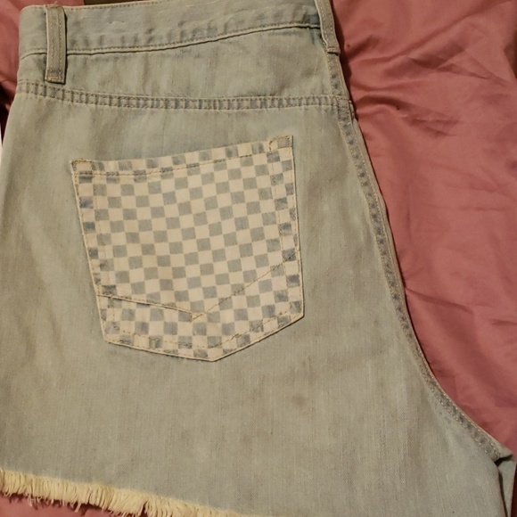Van's shorts - Picture 6 of 6